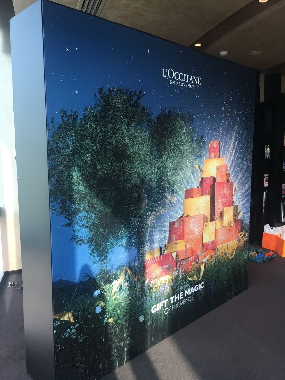 L&rsquo;Occitane festive gifting backdrop wall